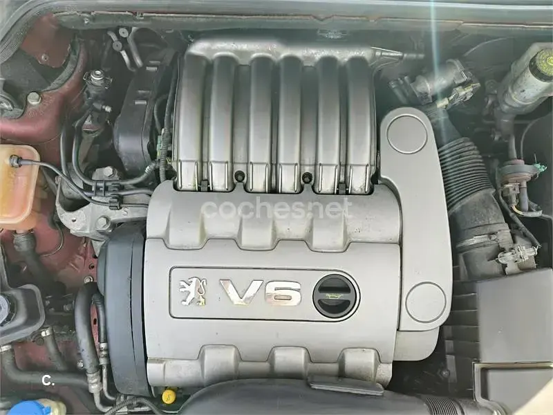 Usado Peugeot 407 Coupe 211 CV (155 kW) 2008 Rojo Coupe
