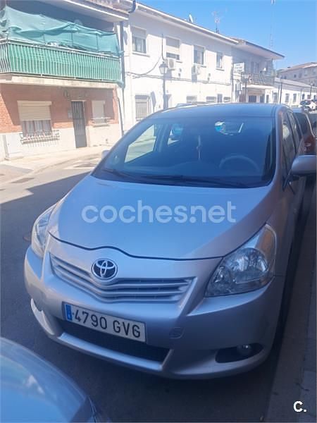 Gris / plata Usado 2010 Toyota Verso Active Monovolumen | 6000 € (Caro) - Imagen 1/4