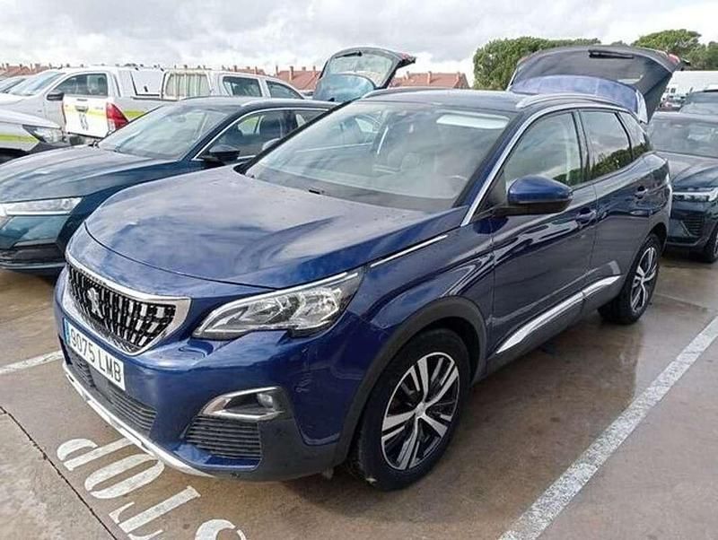 Usado Peugeot 3008 Allure 131 CV (96 kW) 2020 Azul SUV