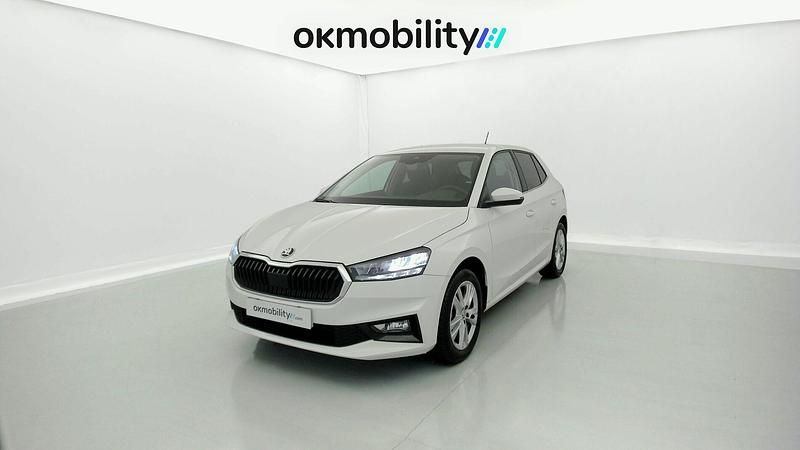 Blanco candy Usado 2024 Skoda Fabia Selection | 13.400 € (Buen precio) - Imagen 1/4