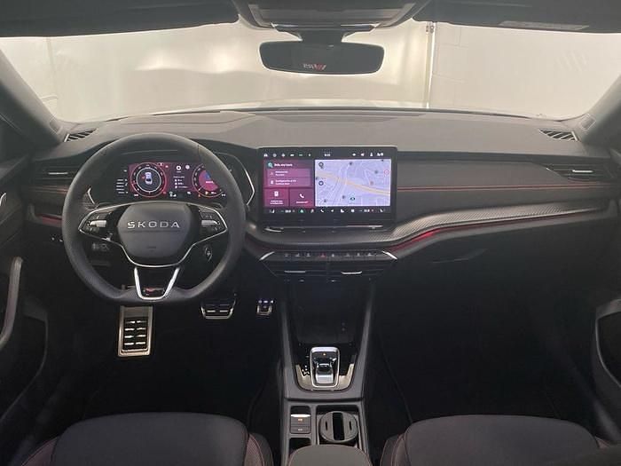 Usado Skoda Octavia RS 265 CV (194 kW) 2025 Gris