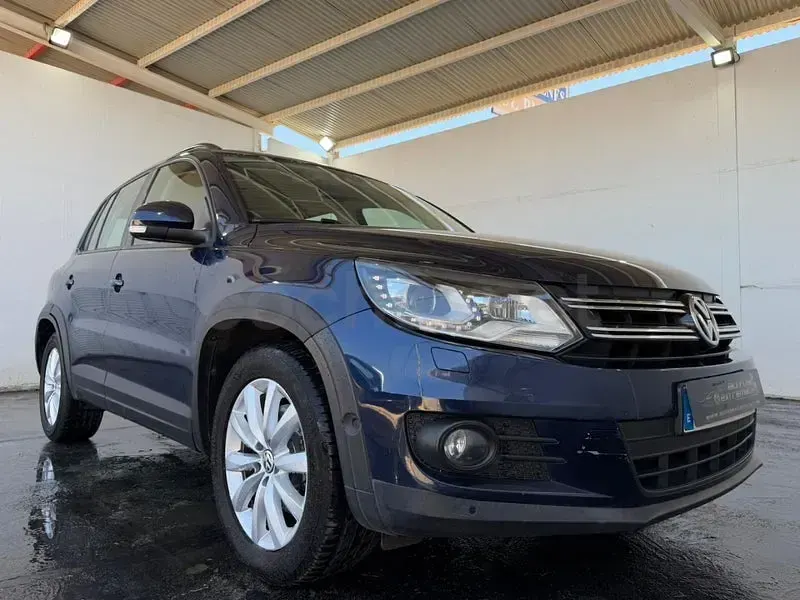 Usado VW Tiguan 140 CV (102 kW) 2014 Azul SUV
