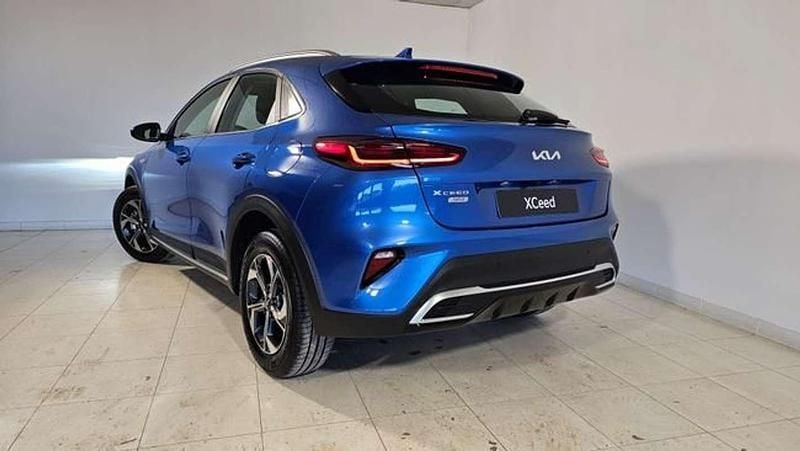 Usado Kia XCeed 101 CV (74 kW) 2025 Azul SUV