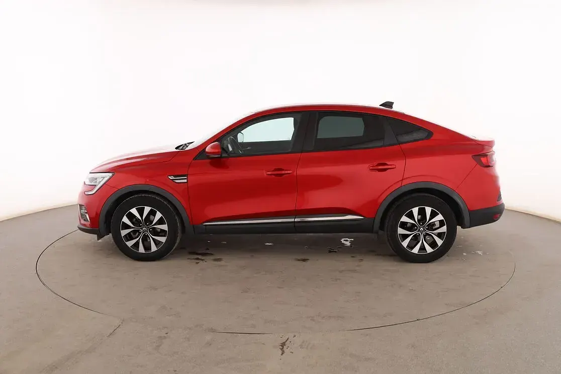 Usado Renault Arkana Intens 140 CV (102 kW) 2021 Rojo SUV