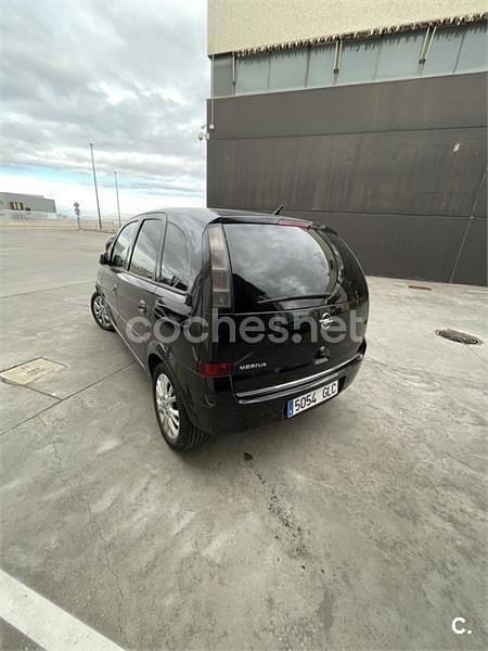 Usado Opel Meriva Enjoy 100 CV (73 kW) 2005 Azul Monovolumen
