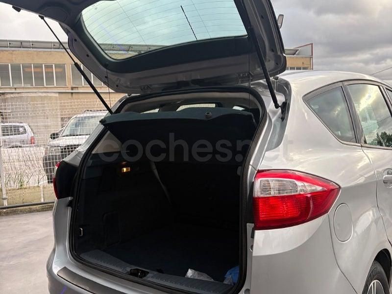 Usado Ford C-MAX Titanium 115 CV (84 kW) 2015 Gris / plata Monovolumen