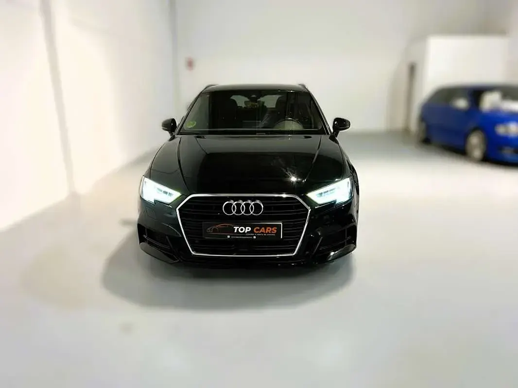 Usado Audi A3 Sportback S-Line 150 CV (110 kW) 2018 Negro Utilitario