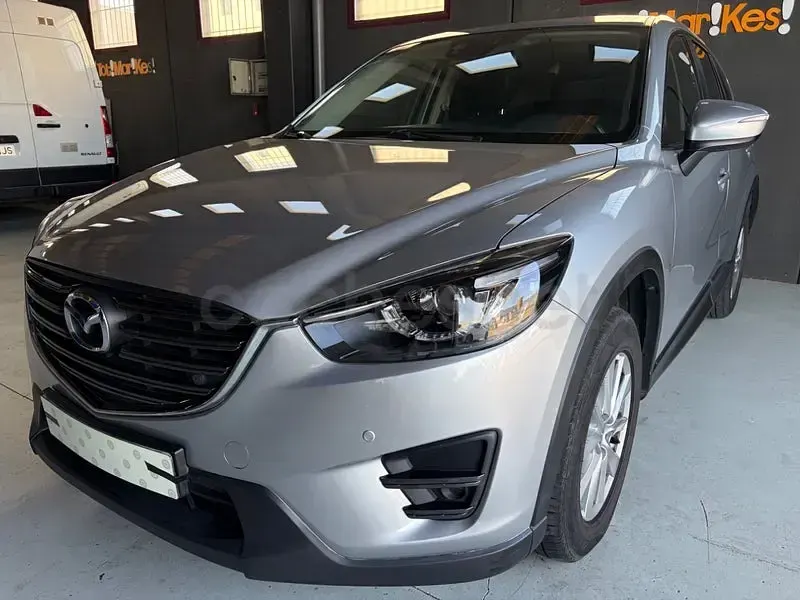 Usado Mazda CX-5 Style 150 CV (110 kW) 2016 Gris / plata SUV