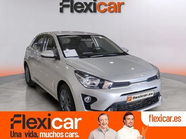 Gris Usado 2022 Kia Rio | 13.490 € (Precio justo) - Imagen 1/4