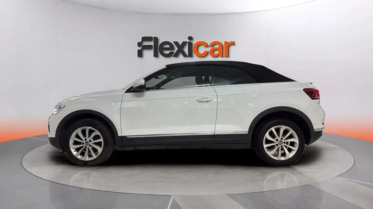 Usado VW T-Roc Cabriolet Style 110 CV (80 kW) 2022 Blanco Descapotable