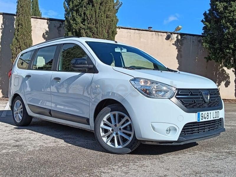 Usado Dacia Lodgy Comfort 95 CV (69 kW) 2020 Blanco Monovolumen