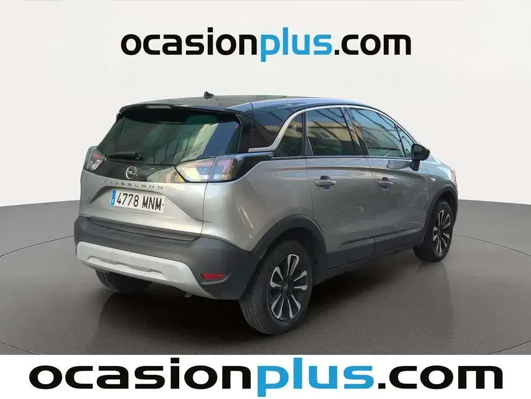 Usado Opel Crossland Elegance 131 CV (96 kW) 2024 Gris SUV