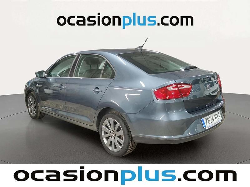 Usado Seat Toledo I-Tech 105 CV (77 kW) 2014 Gris Utilitario