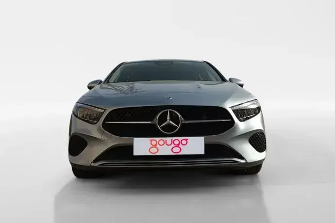 Usado Mercedes A180 136 CV (100 kW) 2025 Berlina