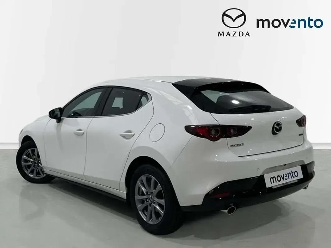 Usado Mazda 3 Prime-Line 140 CV (102 kW) 2025 Blanco Utilitario