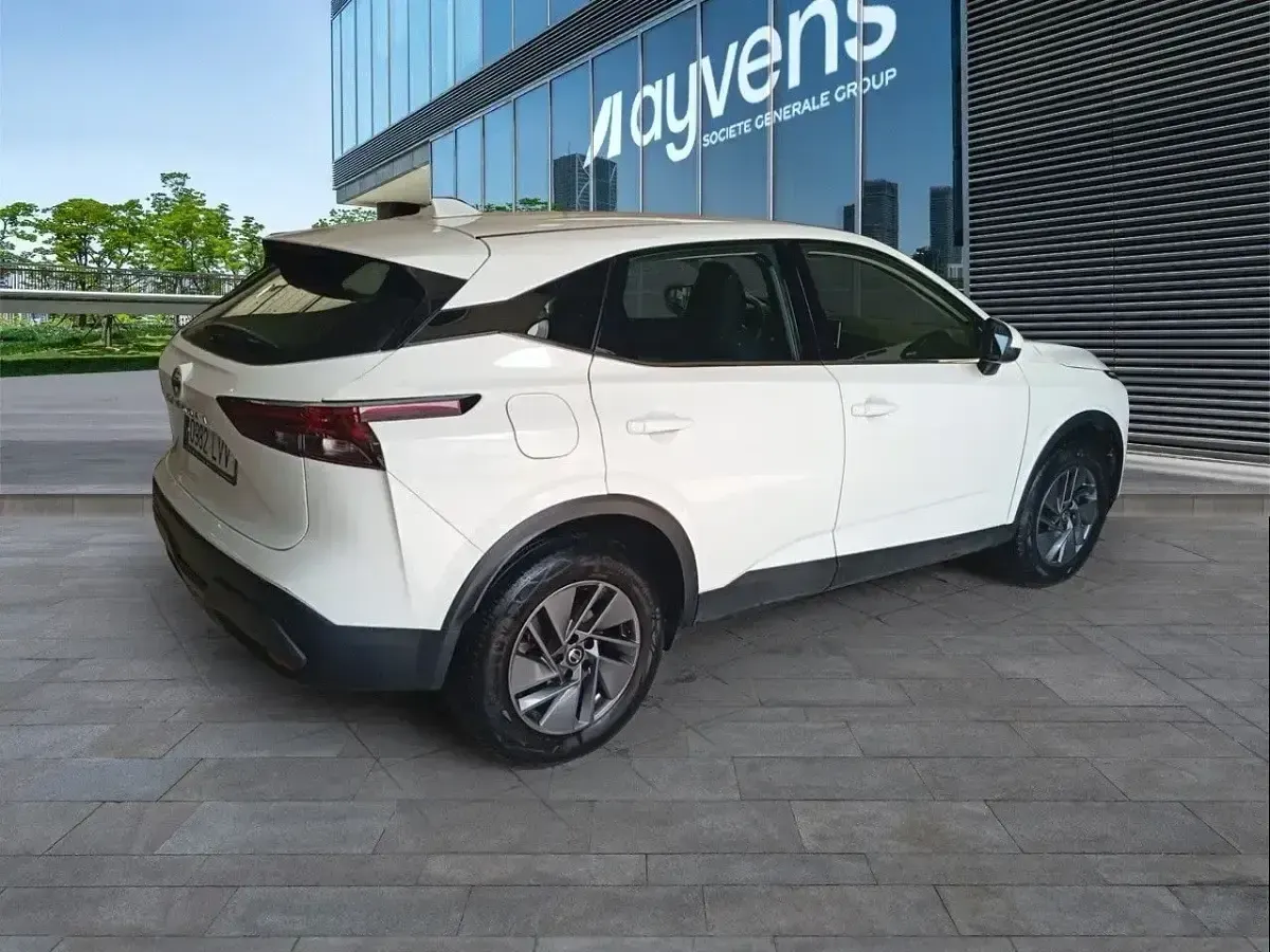 Usado Nissan Qashqai Acenta 140 CV (102 kW) 2021 Blanco SUV