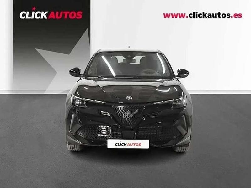 Usado Alfa Romeo Junior 136 CV (100 kW) 2025 Negro SUV