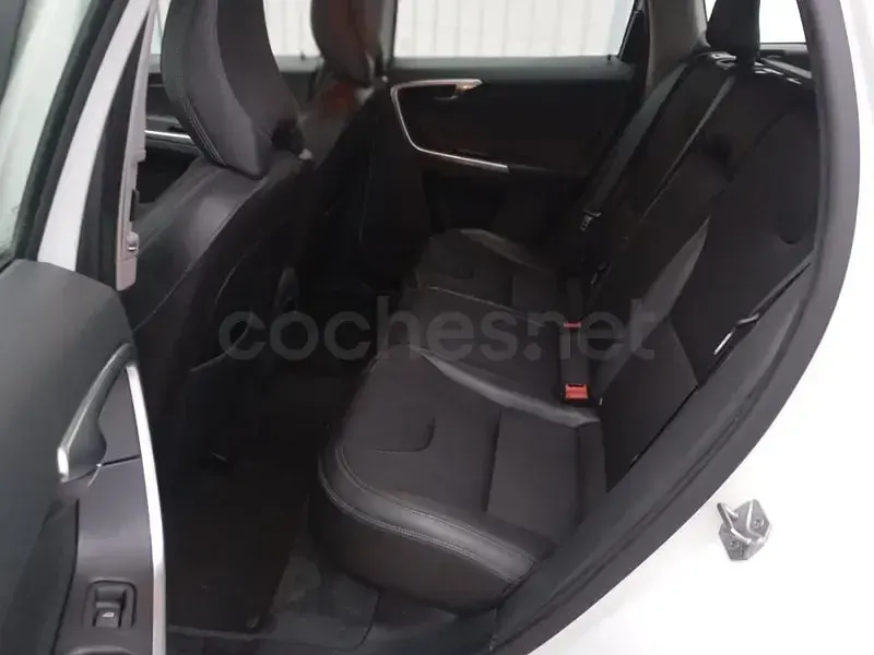 Usado Volvo XC60 Summum 190 CV (139 kW) 2017 Blanco SUV