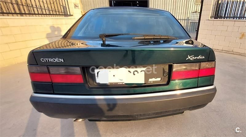 Usado Citroën Xantia 112 CV (82 kW) 1995 Verde Berlina