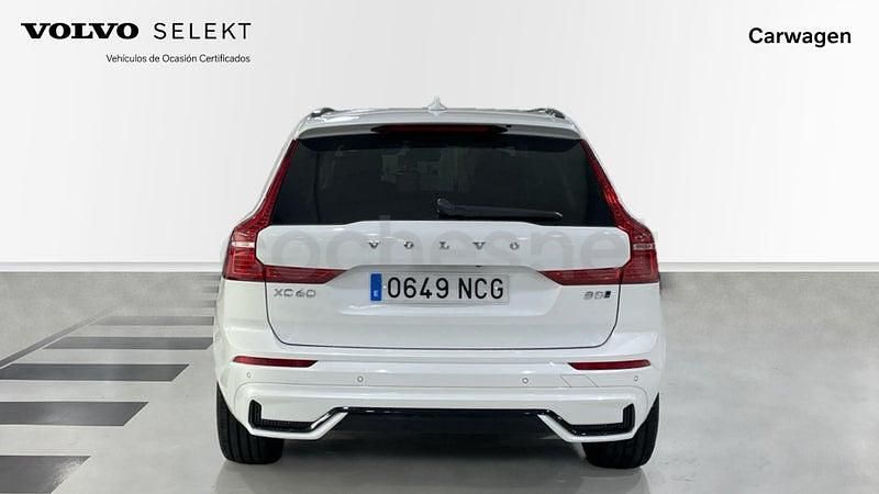 Nuevo Volvo XC60 Ultra 250 CV (183 kW) 2025 Blanco SUV