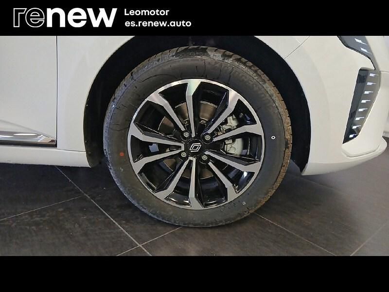 Nuevo Renault Clio V Techno 145 CV (106 kW) 2025 Blanco Berlina