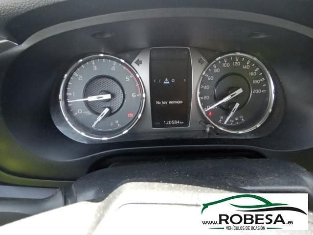 Usado Toyota HiLux 150 CV (110 kW) 2021 Blanco Pickup/Camioneta