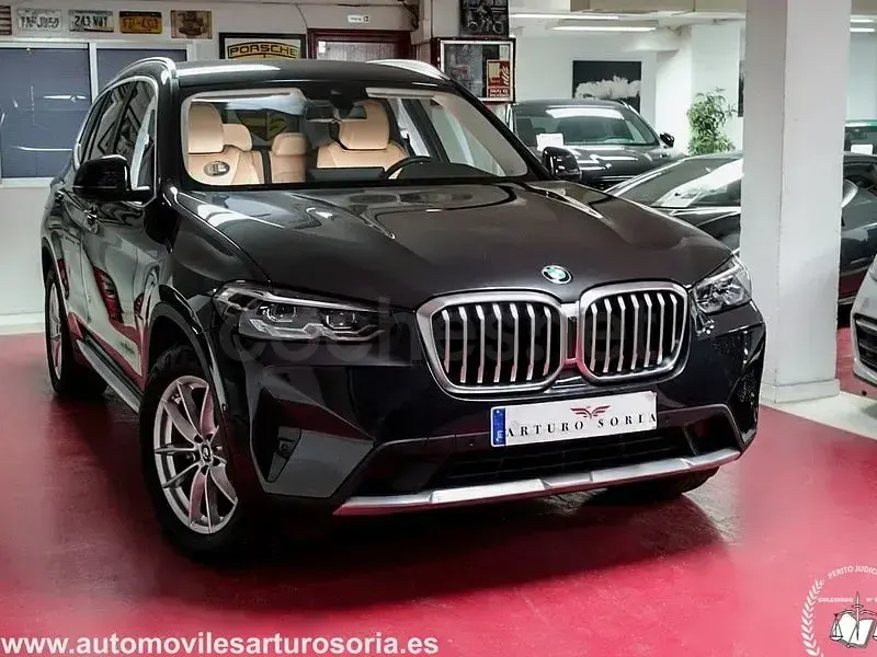 Usado BMW X3 Sport Line 197 CV (144 kW) 2024 Gris / plata SUV