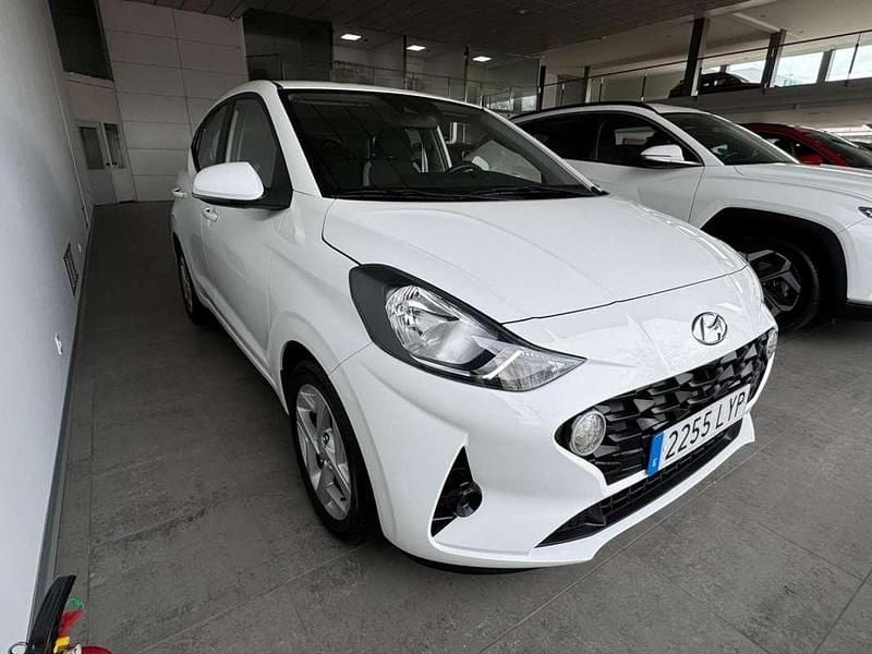 Usado Hyundai i10 67 CV (49 kW) 2022 Blanco Utilitario