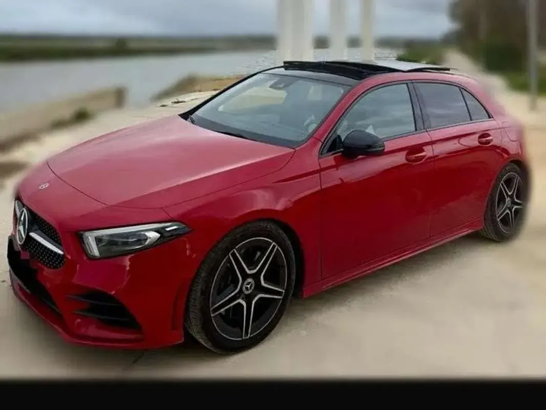 Usado Mercedes A250 224 CV (164 kW) 2018 Rojo Berlina