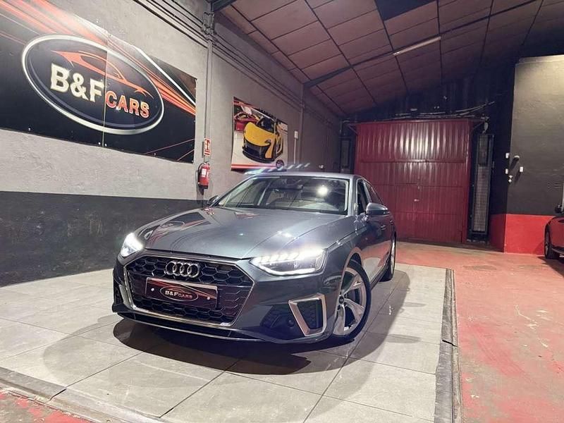 Usado Audi A4 S-Line 204 CV (150 kW) 2022 Gris Berlina