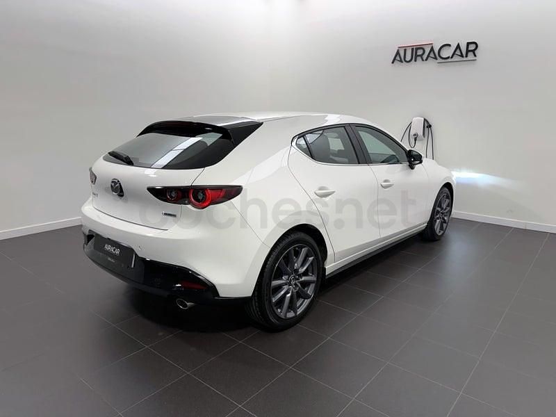 Usado Mazda 3 Center-Line 140 CV (102 kW) 2025 Blanco Berlina