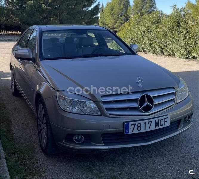 Beige Usado 2008 Mercedes C320 Elegance Berlina | 9200 € (Precio justo) - Imagen 1/4