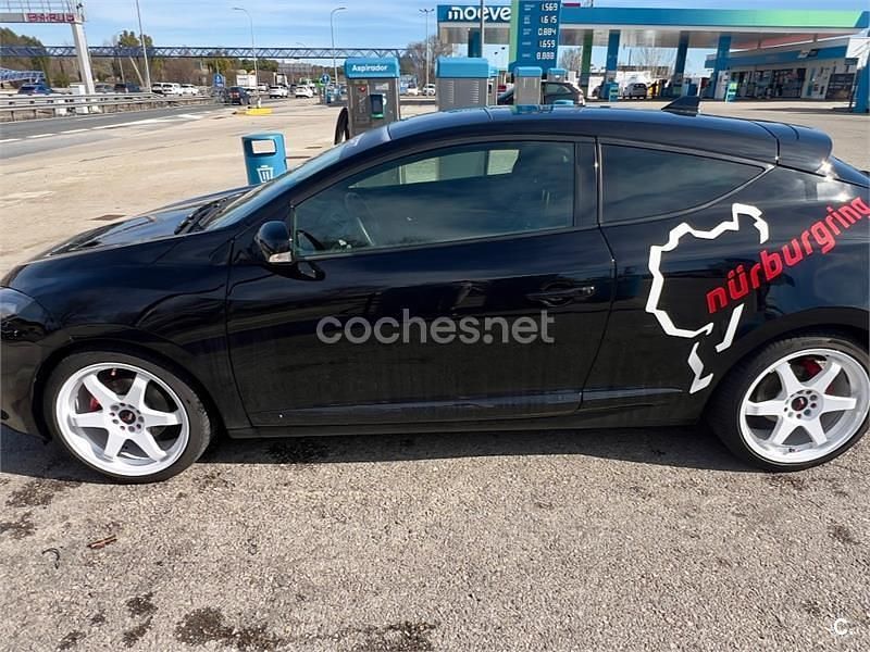 Usado Renault Mégane Dynamique 130 CV (95 kW) 2011 Negro Berlina
