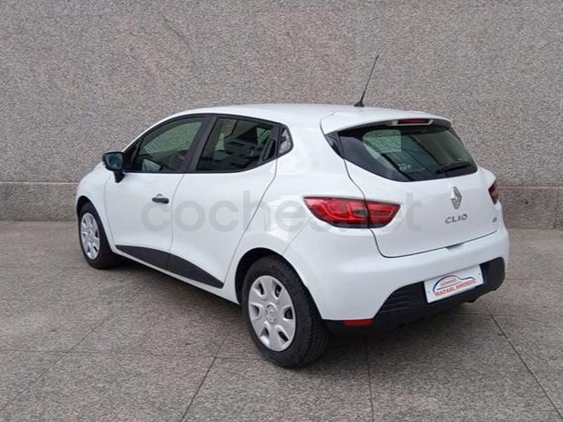 Usado Renault Clio IV Business 75 CV (55 kW) 2014 Blanco Berlina