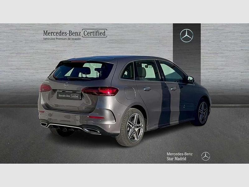 Usado Mercedes E250 218 CV (160 kW) 2025 Gris Familiar