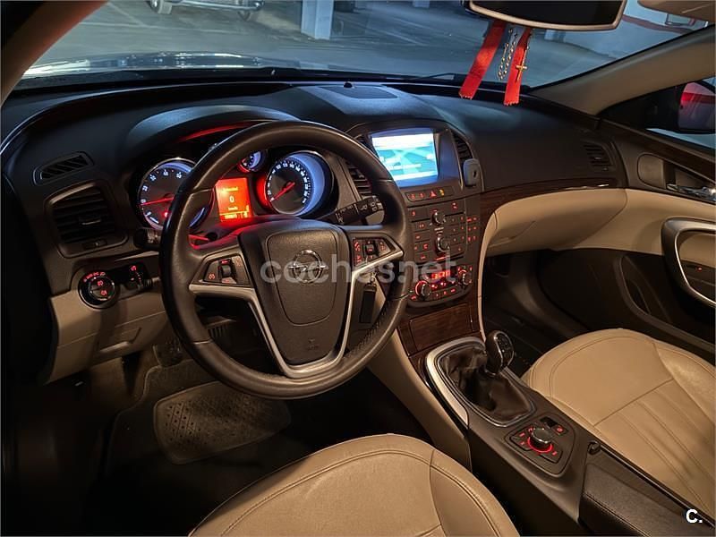 Usado Opel Insignia Cosmo 140 CV (102 kW) 2010 Azul Berlina