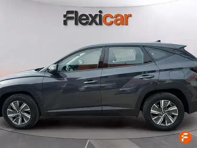 Usado Hyundai Tucson 115 CV (84 kW) 2021 Gris SUV