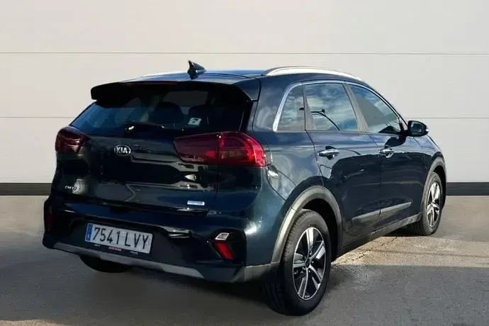 Usado Kia Niro 143 CV (105 kW) 2022 Azul SUV