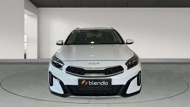 Usado Kia XCeed 101 CV (74 kW) 2024 Blanco SUV