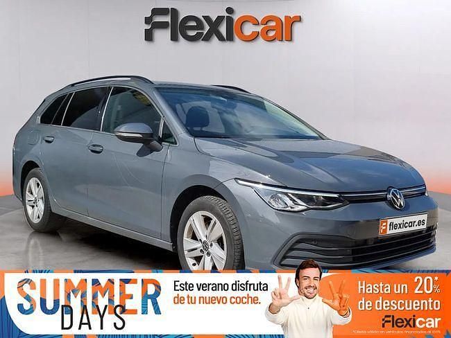 Usado VW Golf VIII 115 CV (84 kW) 2021 Gris / plata Familiar