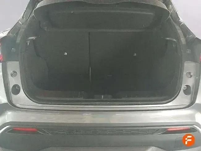 Usado Nissan Juke Acenta 114 CV (83 kW) 2022 Gris SUV