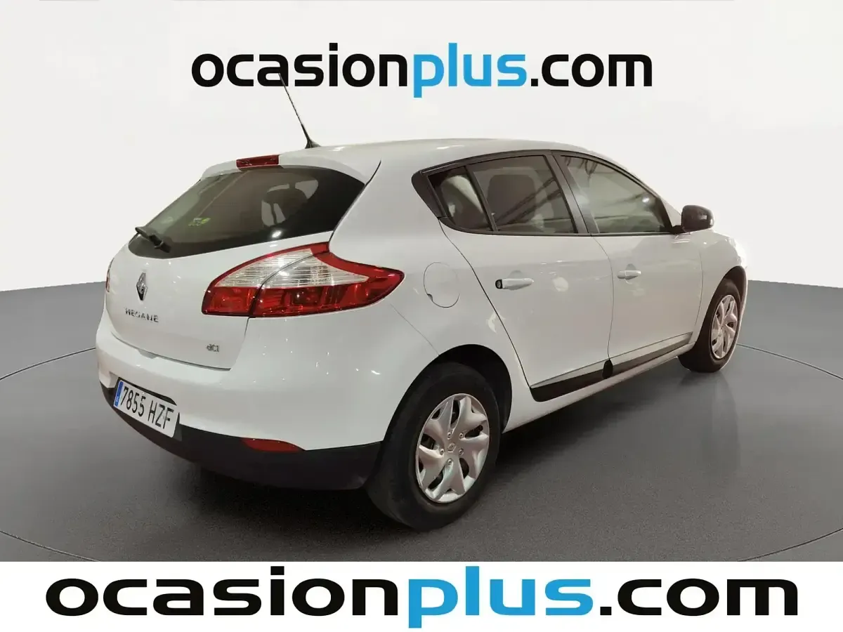 Usado Renault Mégane III Life 95 CV (69 kW) 2014 Blanco Berlina