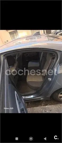 Usado Chevrolet Cruze LS 150 CV (110 kW) 2010 Gris / plata Berlina