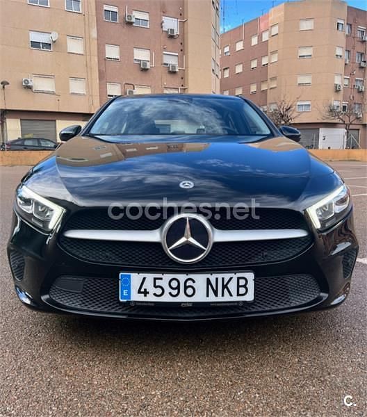 Usado Mercedes A200 150 CV (110 kW) 2021 Negro Berlina