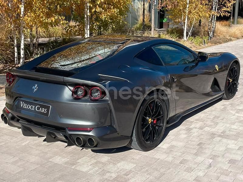 Gris / plata Usado 2018 Ferrari 812 Coupe | 270.000 € (Super precio) - Imagen 1/4
