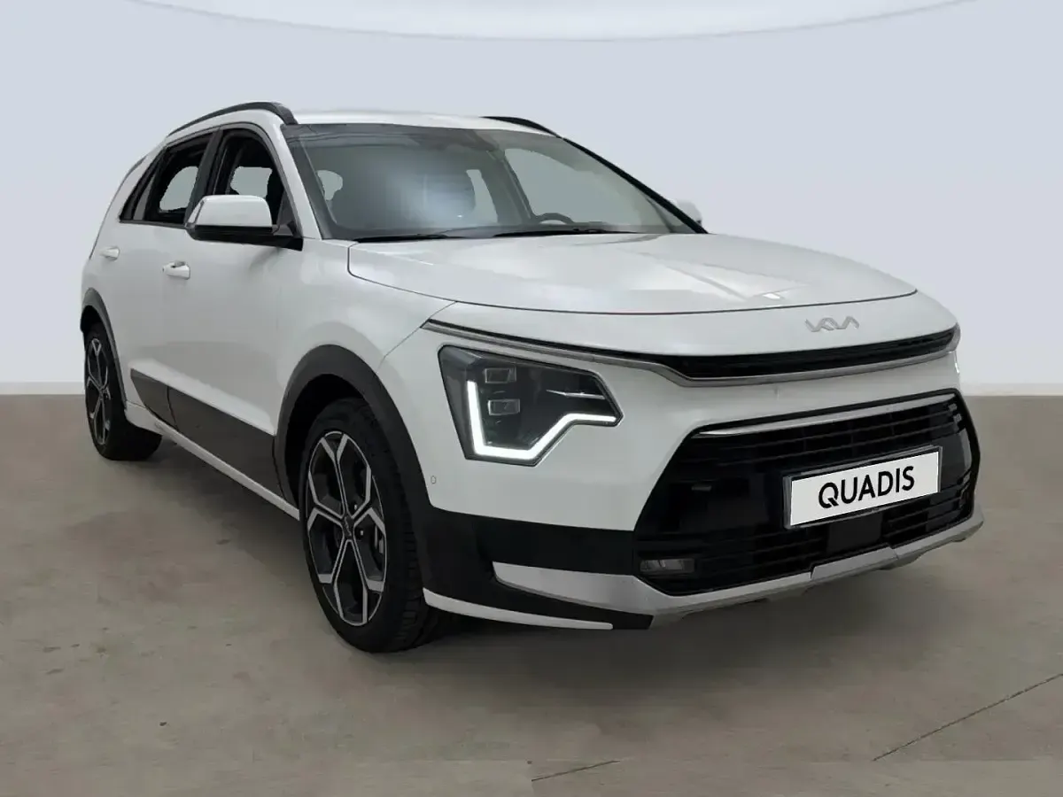 Usado Kia Niro 183 CV (134 kW) 2024 Blanco SUV