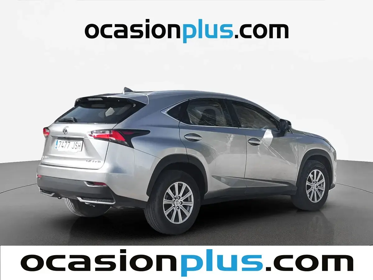 Usado Lexus NX300h 197 CV (144 kW) 2016 Gris plata SUV