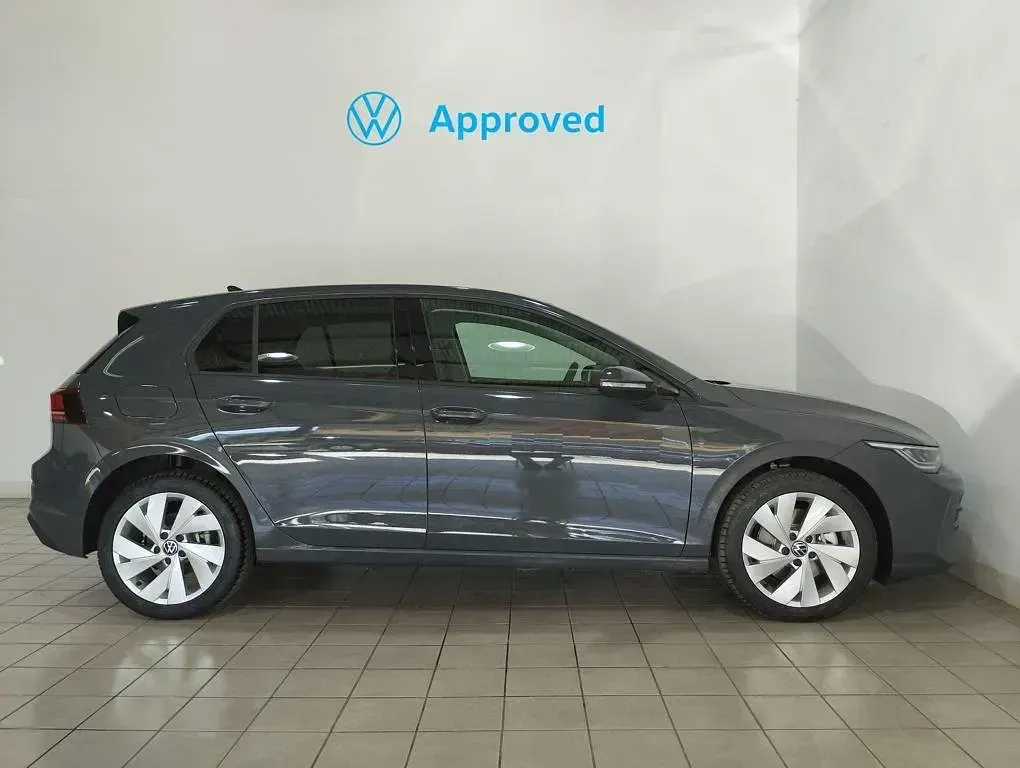 Usado VW Golf VIII Match 204 CV (150 kW) 2026 Gris Berlina