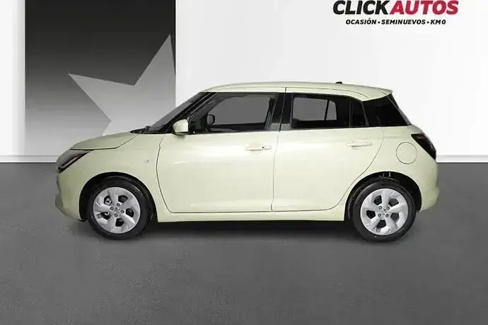 Usado Suzuki Swift 83 CV (61 kW) 2025 Utilitario