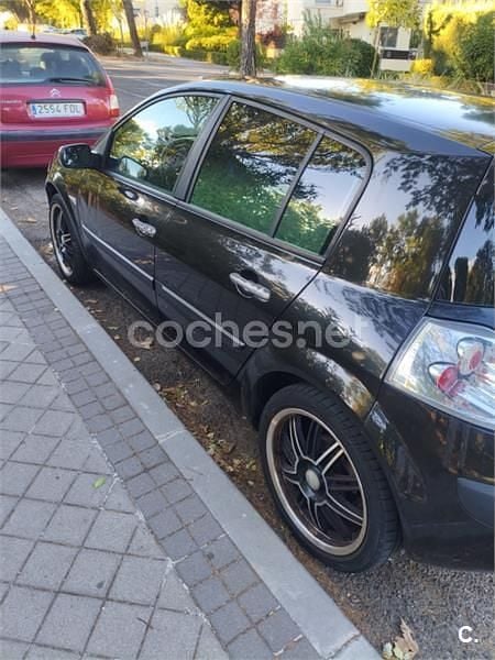 Negro Usado 2007 Renault Mégane II Extreme Berlina | 2500 € (Buen precio) - Imagen 1/4